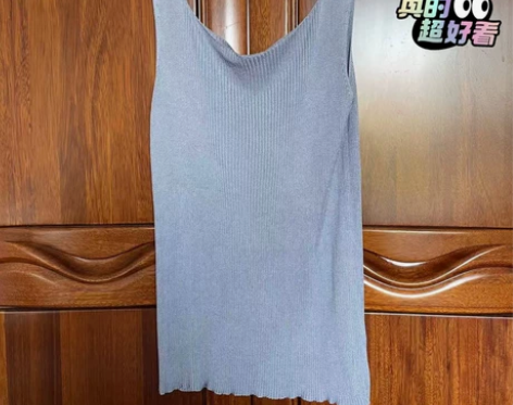 【特价】纯真丝针织蚕丝宽吊带背心上衣全新女...