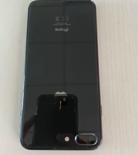 iPhone 8 Plus 64G 美版有...