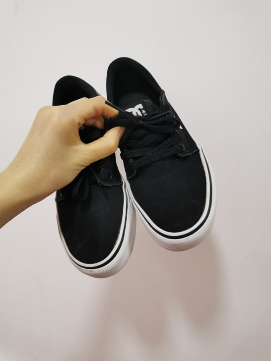 DC滑板鞋95新36码诚意转