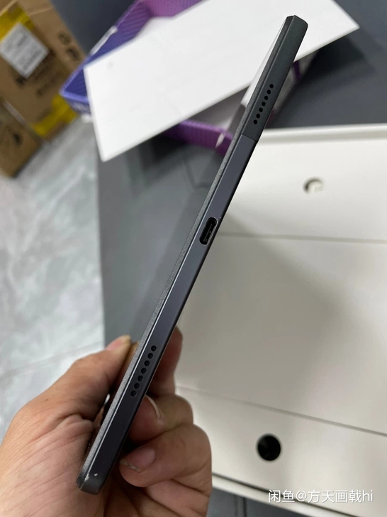 联想小新pad今年一月份。屏幕一直贴膜无划...