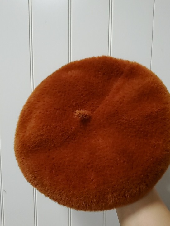 成色如图，56头围