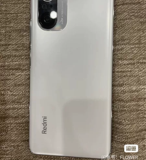 红米k40pro5g，使用保护的很好，没有...