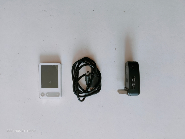 纽曼MP3.原装充电器，耳机找不到了