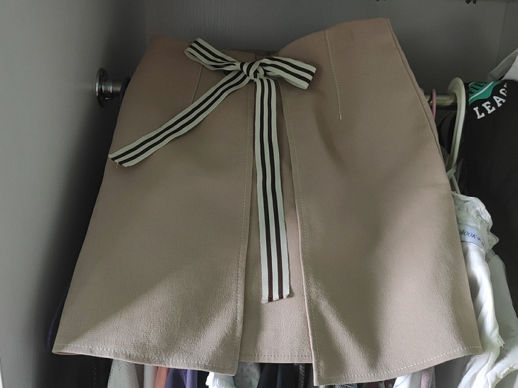 蝴蝶结系带短裙 九成新