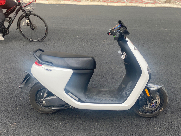 出小米九号电动车 E80c关联三代目 小牛...
