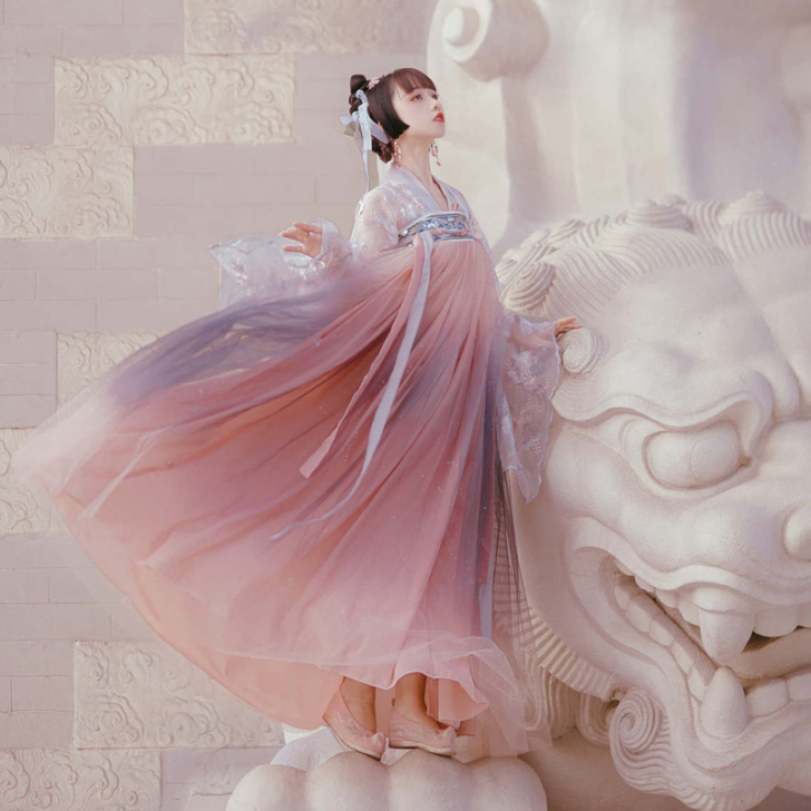 麦欧珀 民族装舞台装