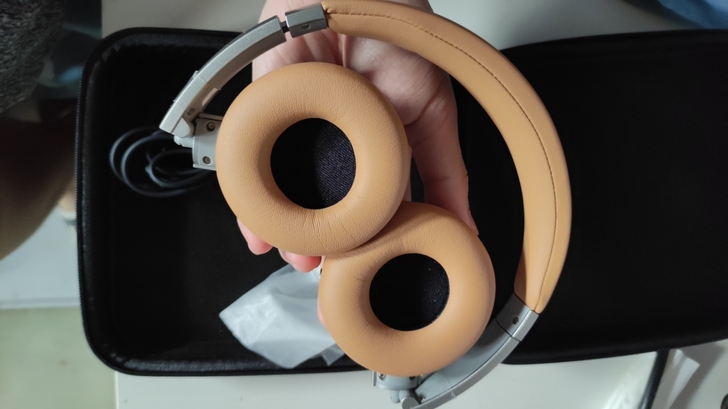 勒姆森 蓝牙耳机，99成新，基本没怎么听，...