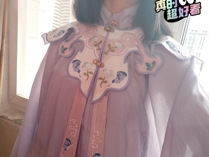 烟若亭大放量长衫丁香紫m码带云肩,半包邮费...