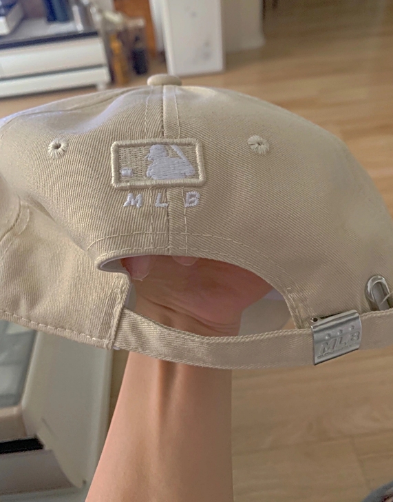 闲置全新男女通用棒球帽，头围可调节52－ ...