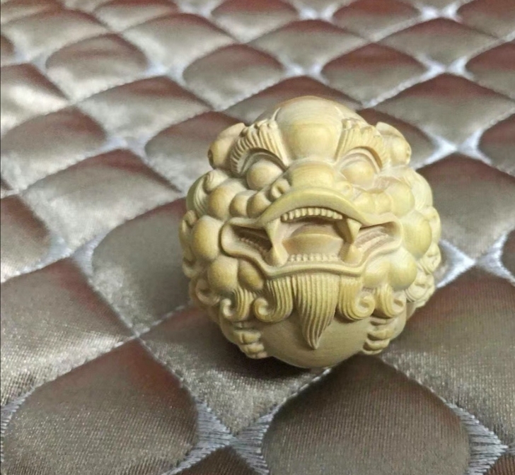 自己做的一对木雕貔貅