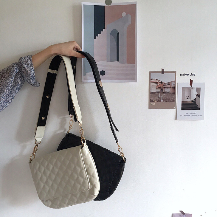 菱格包包女2021港风新款小香风时尚女包宽...