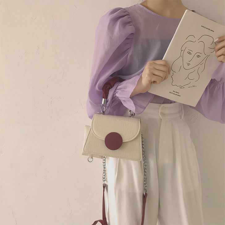 全新小包包，手提小方包百搭ins斜挎包沙溢...