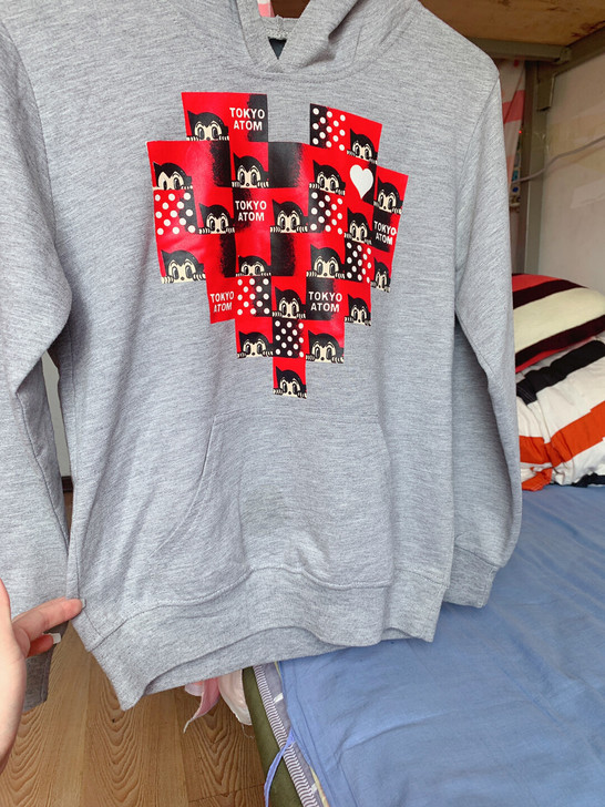 阿童木卫衣，M全新！无任何质量问题，实物与...