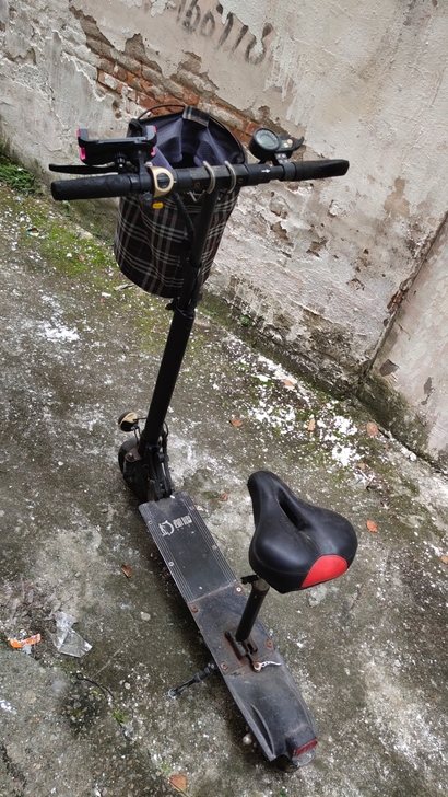 都迪电动车可折叠驾两轮迷你自行车代电代步滑...