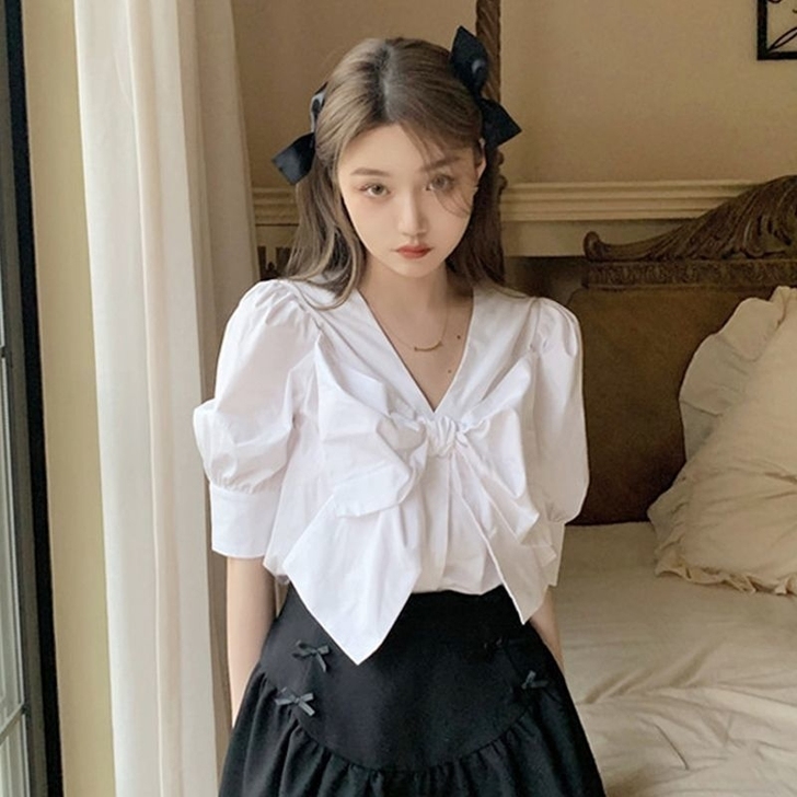 白色V领短袖衬衫女夏季蝴蝶结泡泡袖