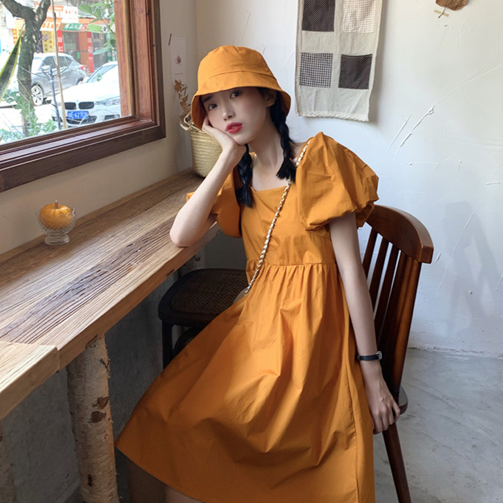 连衣裙加帽子超级显白。下水一次。标价包邮。...