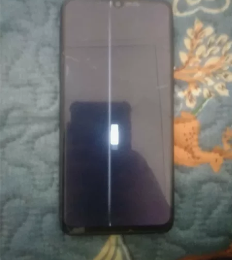 vivoz3i，内屏破裂，其他的都正常8+...