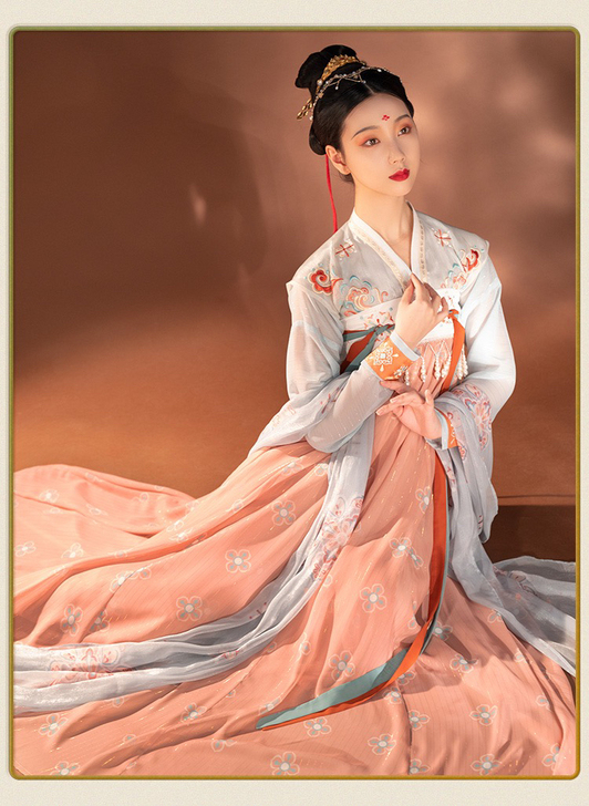 重回家的浮梦，白色背子，橘黄色12破交窬裙...