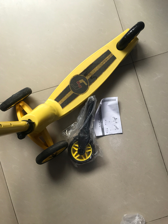 法拉利授权滑板车，自提