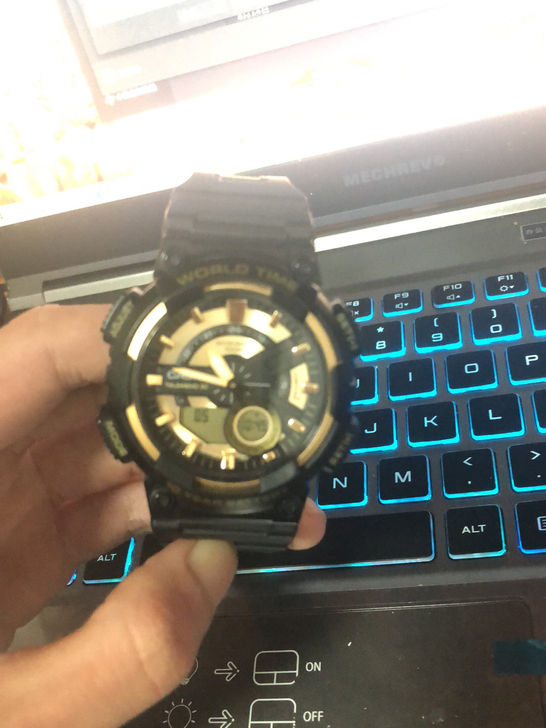 毒上面6月份买的功能正常没有磨损要的可加我