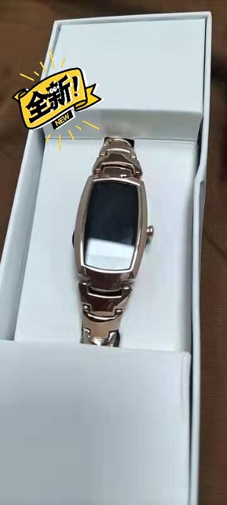 这手表全新的，因为买来感觉不太好看就闲置下...