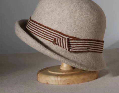 特价全新女秋冬季新款韩版毡帽圆顶时尚翘边小...