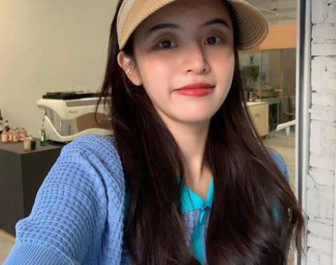 草编鸭舌空顶帽子女春秋沙滩防晒遮阳发箍太阳...