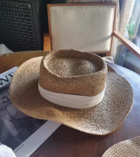 法式复古风遮阳草帽 全新 感兴趣的话点“我...