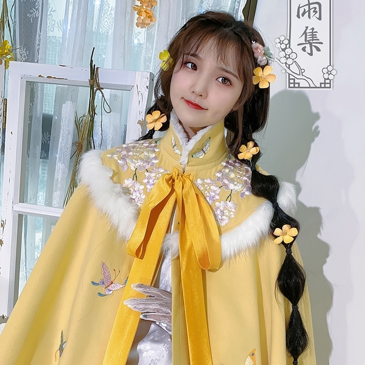 三雨集三十六雨轻颜原创汉服毛边斗篷