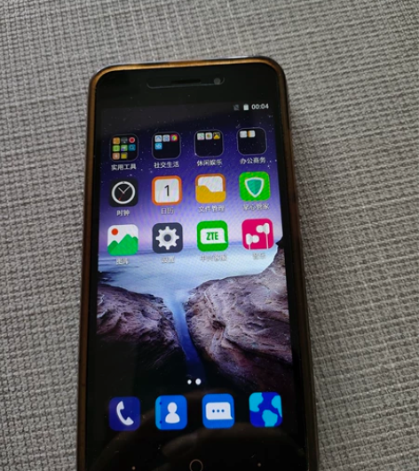 中兴手机转让 型号：ZTE BA601 1...