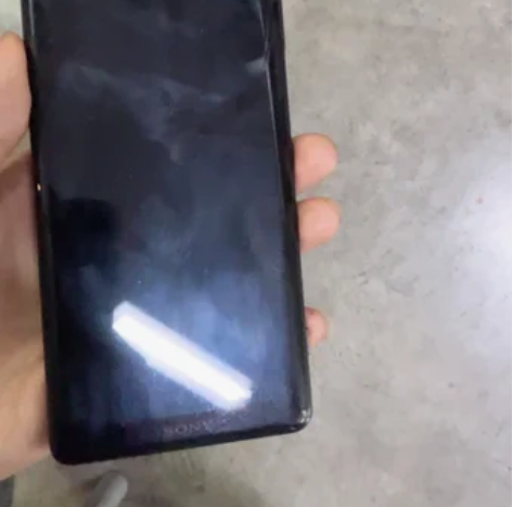 索尼xz3，自定义伊拉克，日版64g 有气...