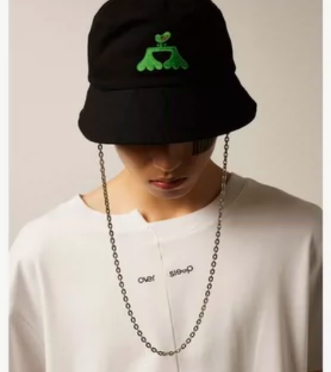 BA饰物局 来了系列 来了蛙链条遮脸渔夫帽...