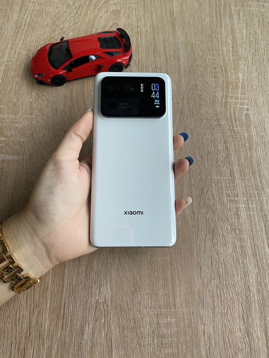 小米11U 白色 12+256G 95新