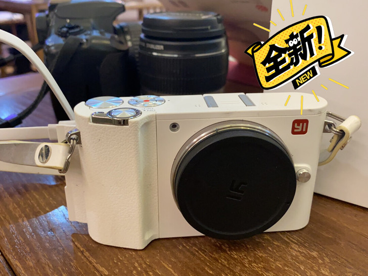 小蚁（YI）微单相机M1银色定焦变焦双镜套...