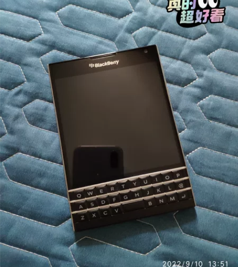BlackBerry黑莓 Passport...