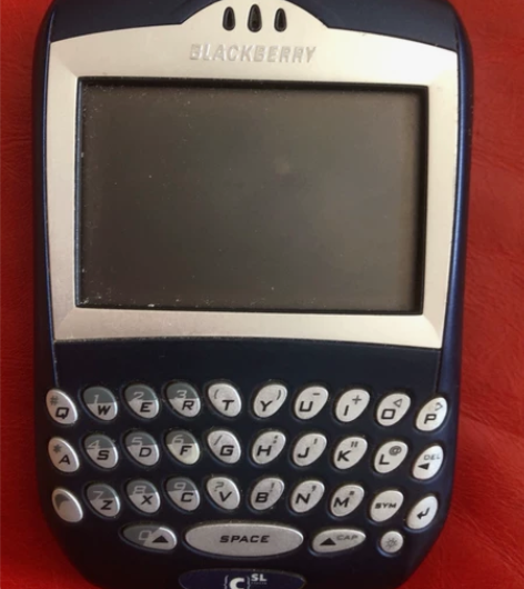 黑莓7290手机。全功能正常。成色8以上。...