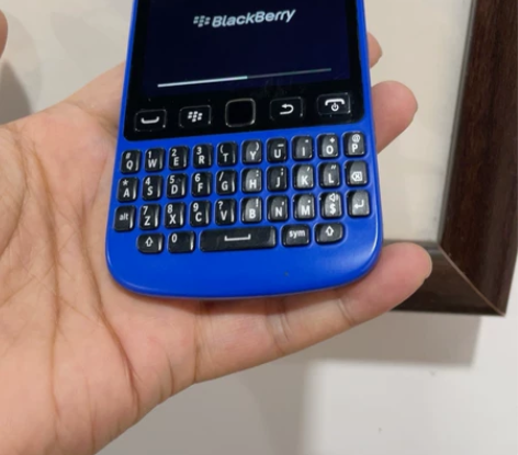 黑莓手机！功能正常 感兴趣的话点“我想要”...