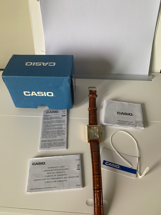 【卡西欧手表casio】小棕表女亚马逊榜首...