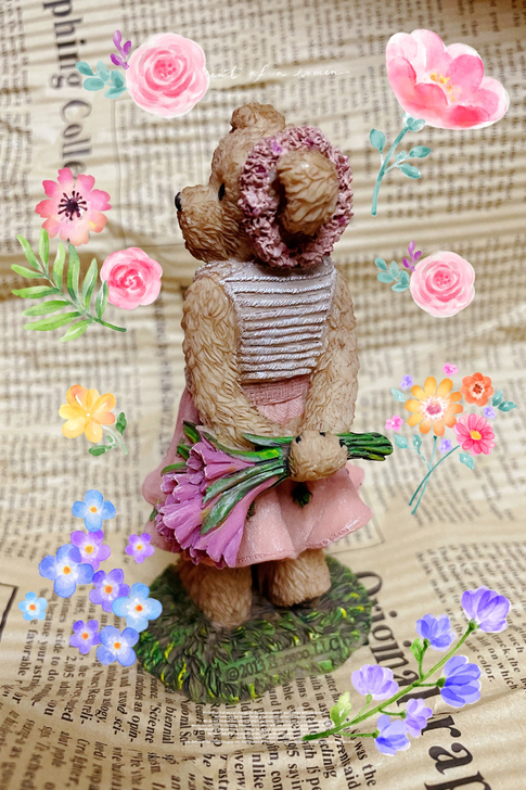 手拿花束的炸毛妹妹