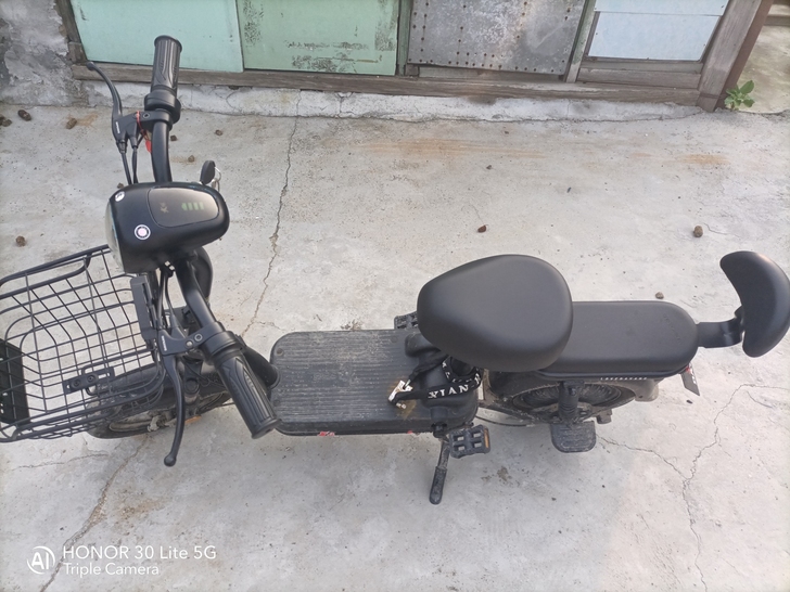 出二手电动车，功能正常。买了没几个月，由于...