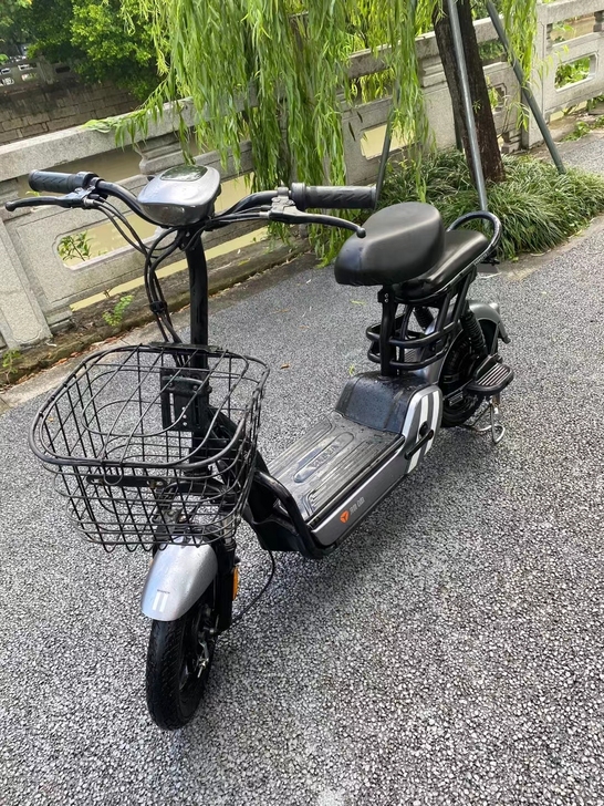 二手电动车,代步电动车低价出售 几乎全新,...