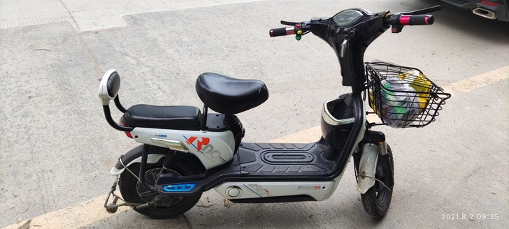 动力好，有使用痕迹，电池刚换