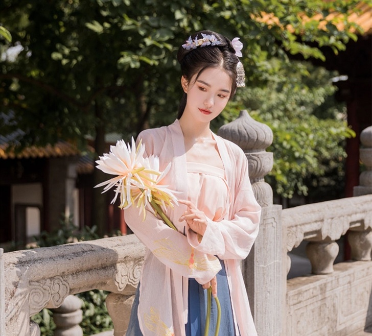 明扇汉服小满褙子M