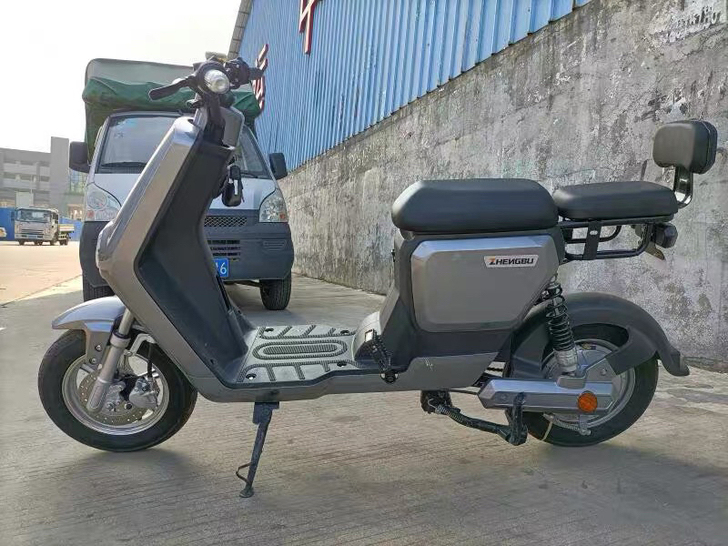 因回要回老家发展 新买来8个月的新国标电动...