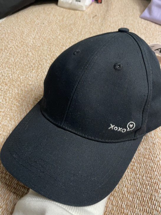 闲置帽子,9成新。购于热风。售出不退不换。
