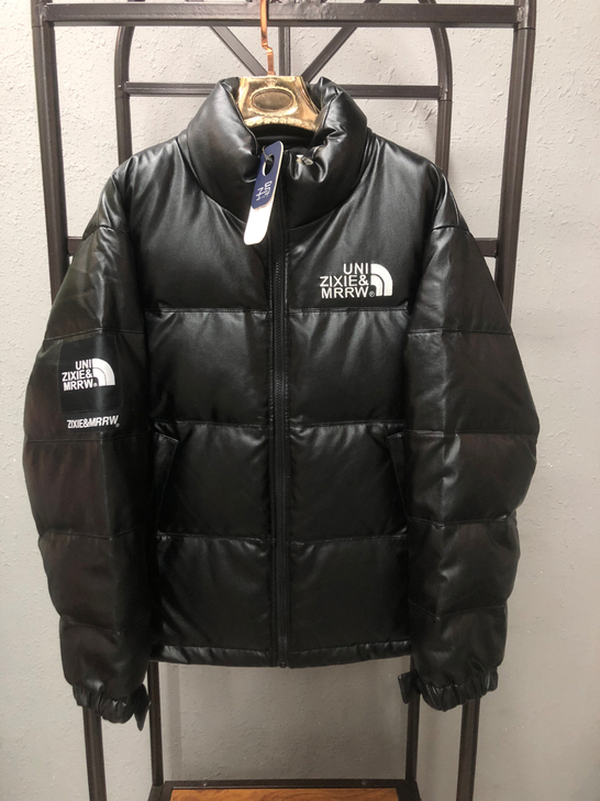 全新带吊牌男士潮牌皮羽绒服，90穿到140...