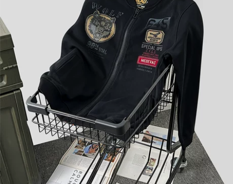 惦盼新款刺绣微章夹克开衫卫衣男士秋冬美式复...