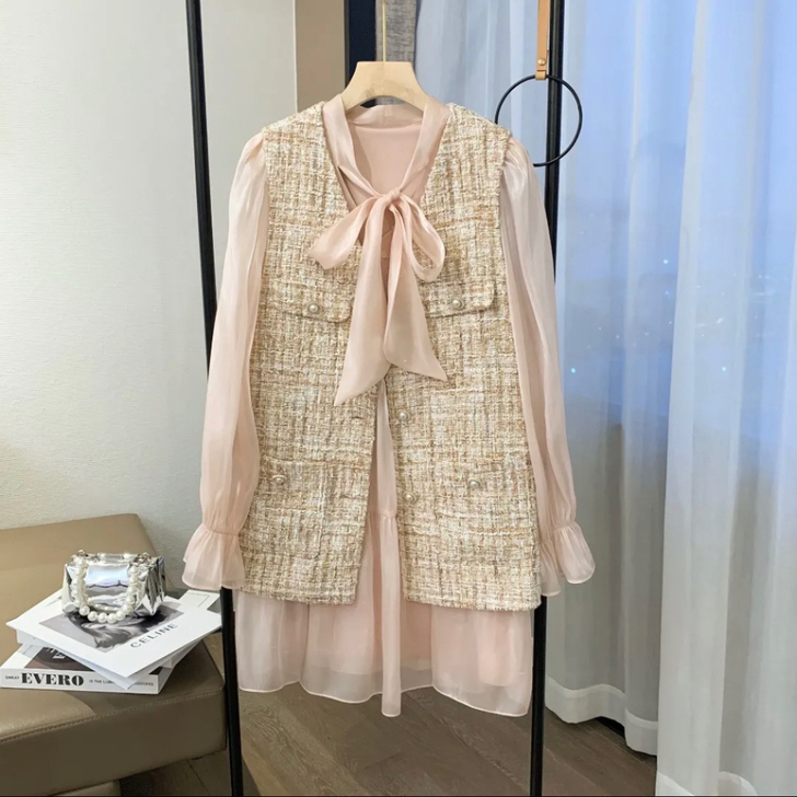 梦游仙境甜美系带连衣裙