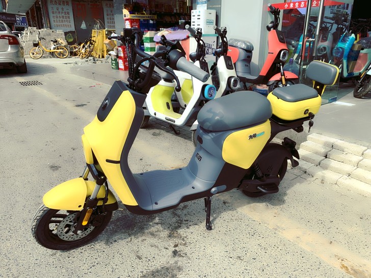 九号电动车