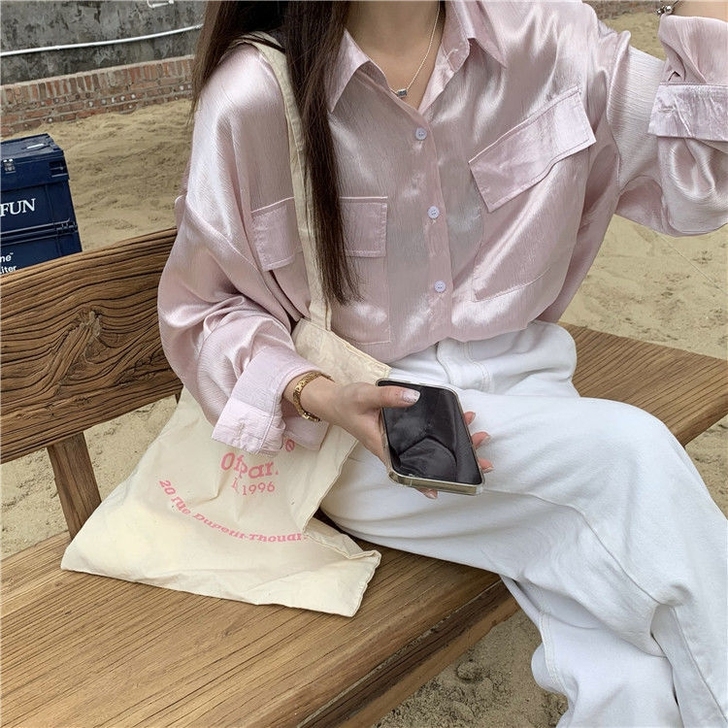 粉色丝绸衬衫xl码 穿过一两次 适合大码胖妹妹 粉色丝绸衬衫xl码 穿过一两次 适合大码胖妹妹